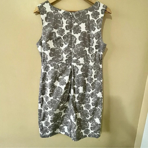 Alfred Sung| PURE Chic Sleeveless Lined Tailored Floral Grey/White Dress Sz 8 - Picture 4 of 8